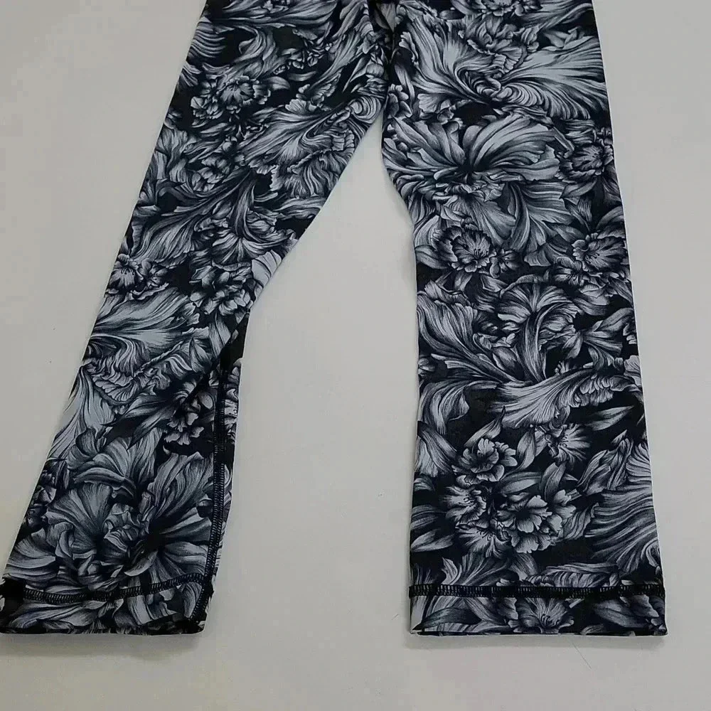 Lululemon Wunder Under Crop (High-Rise) *Full-On Luxtreme 21